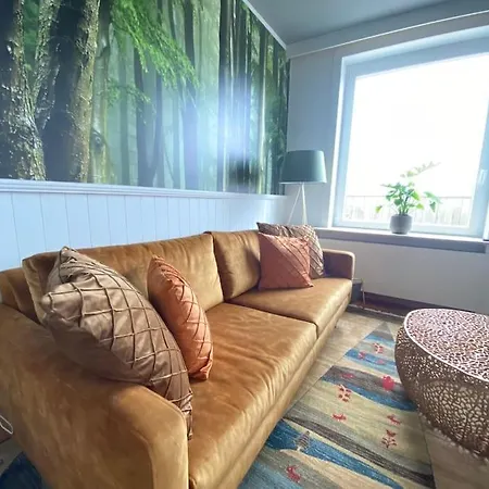 Super Zonnige En Ruime Penthouse 50m Zeedijk *