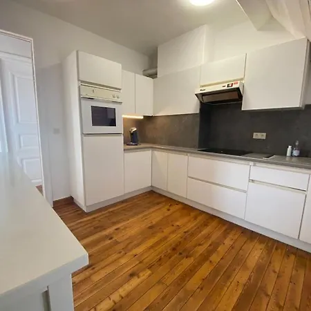 Super Zonnige En Ruime Penthouse 50m Zeedijk 아파트