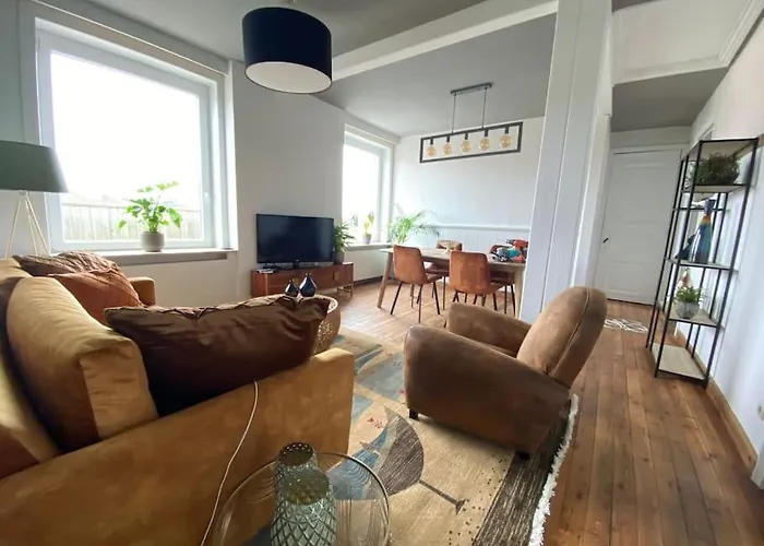 Super Zonnige En Ruime Penthouse 50m Zeedijk Appartamento