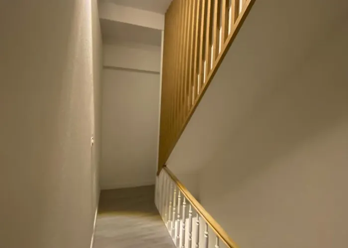 Super Zonnige En Ruime Penthouse 50m Zeedijk Appartamento De Panne